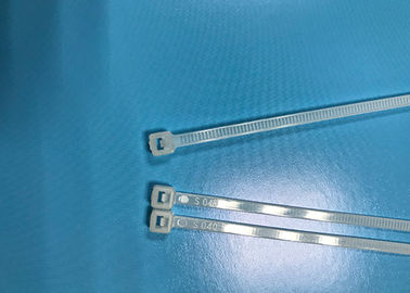 Kendinden Kilitleme Toplu Kablo Bağları Hiçbiri Kullanımlık 3 Inç Kravatlar 80mm Doğal Renk UL94V-2